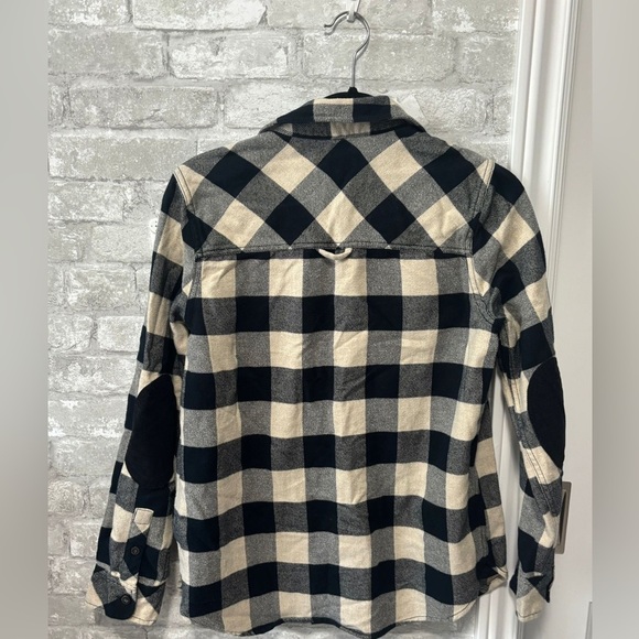 Roots flannel shirt ladies size XS - long sleeve shirt - PTP is 19 - Picture 2 of 6